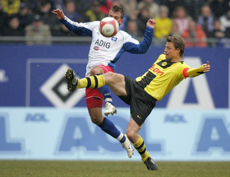 域迈出了坚 域迈出了坚